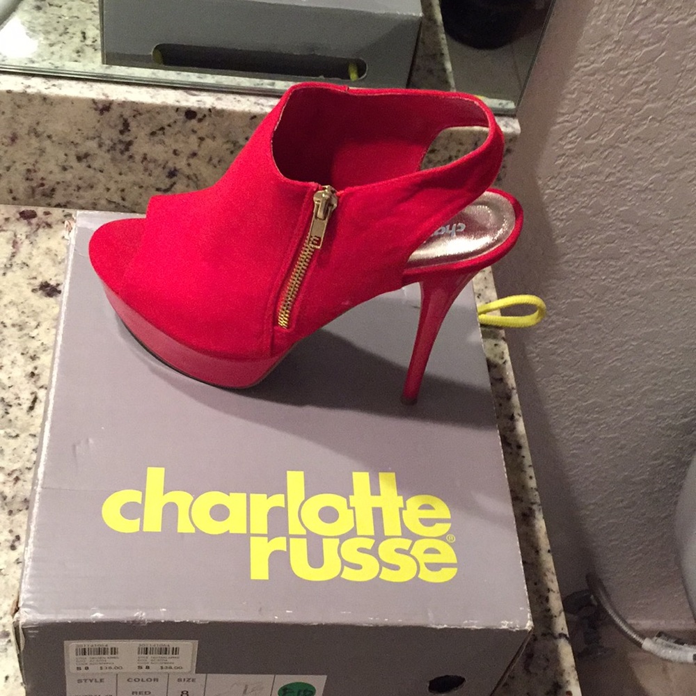 Red heel